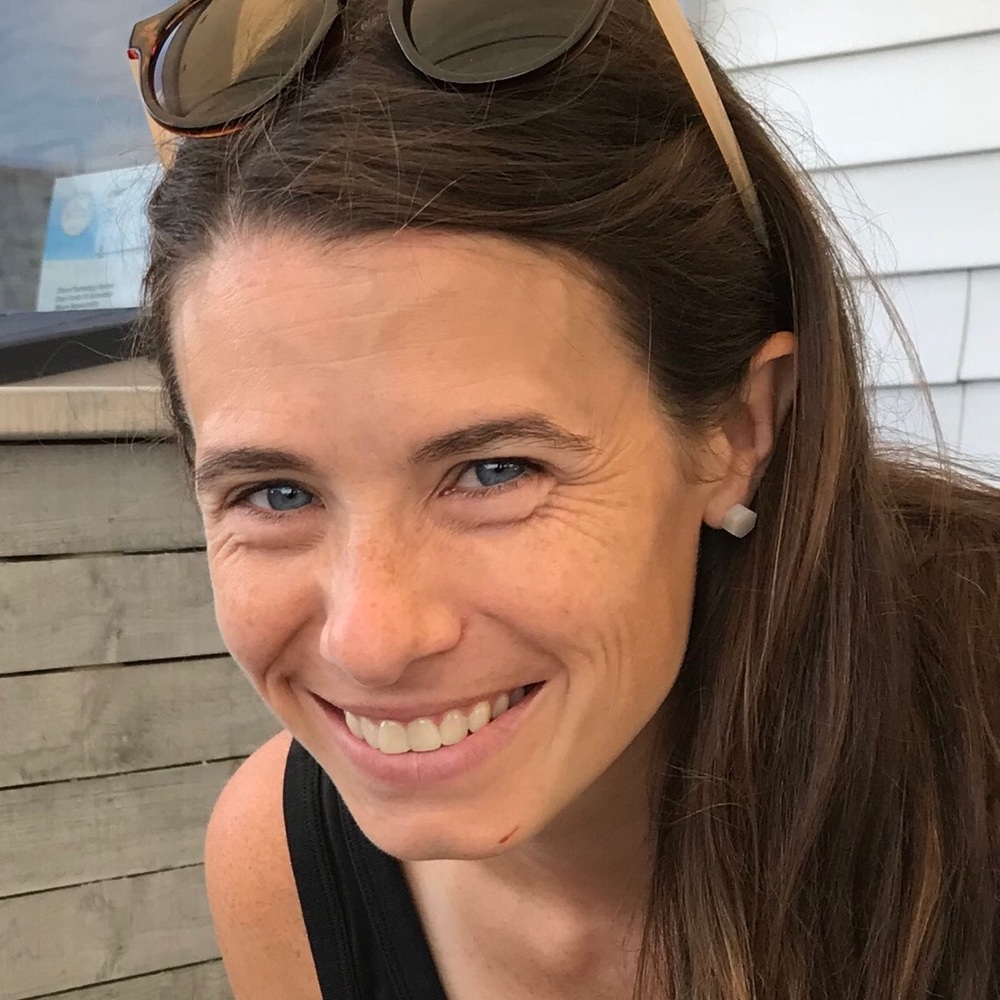 Meet your Posher, Courtney